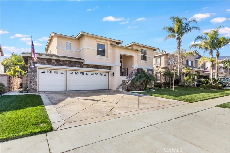 4242 Floyd, Corona, CA 92883