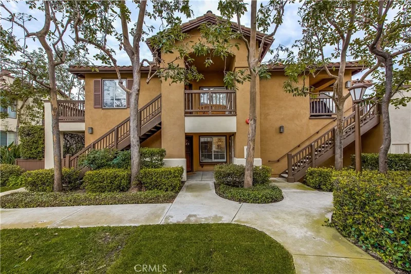 2960 Champion #1401, Tustin, CA 92782