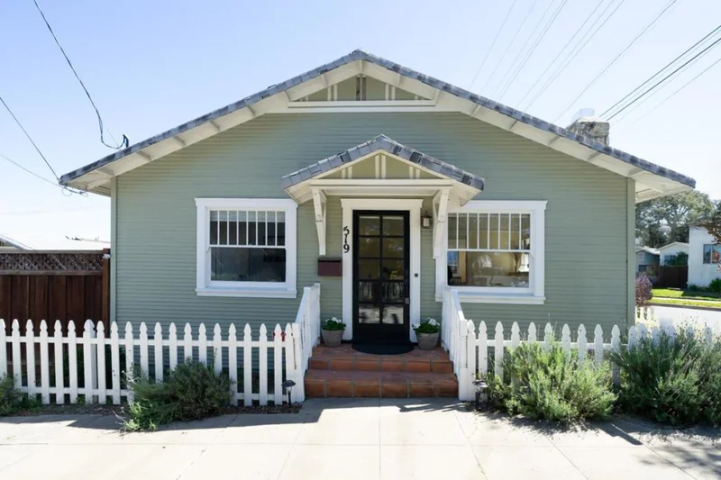 519 19th, Pacific Grove, CA 93950