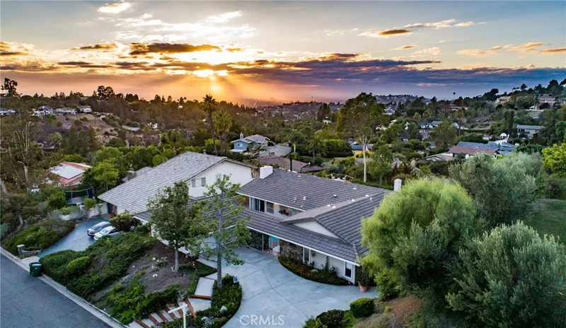 10341 Brightwood, North Tustin, CA 92705