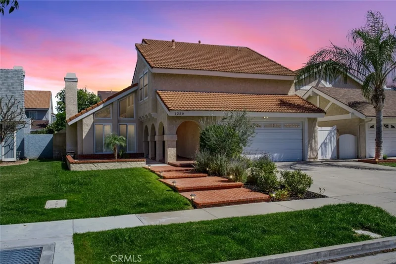 1250 Huxford, Anaheim Hills, CA 92807