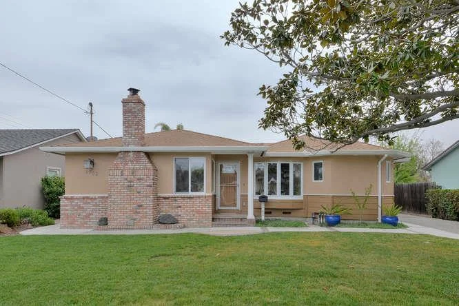 2962 Fresno, Santa Clara, CA 95051