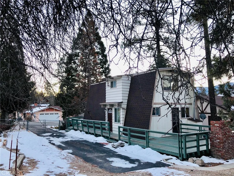 1043 Pine Mountain, Big Bear, CA 92314