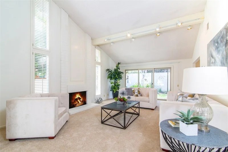3 Maritime, Corona Del Mar, CA 92625