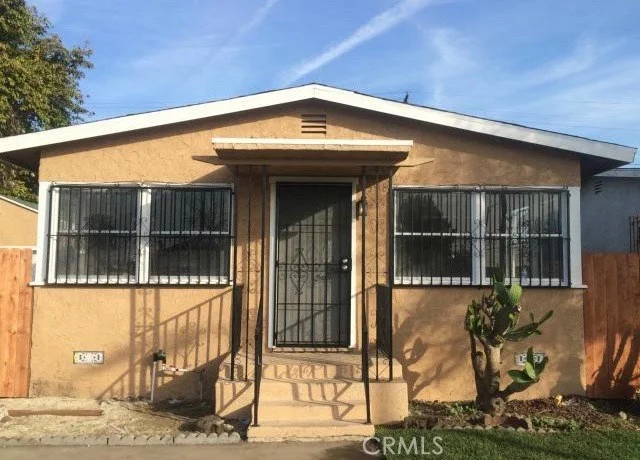 855 104th, Los Angeles, CA 90002