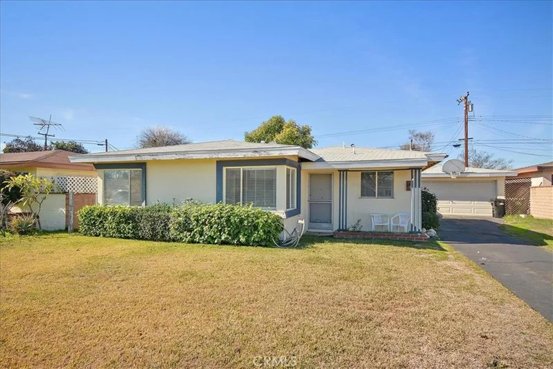4245 Broadmoor, Covina, CA 91722