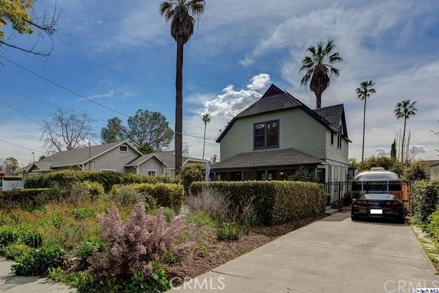 862 Howard, Pasadena, CA 91104