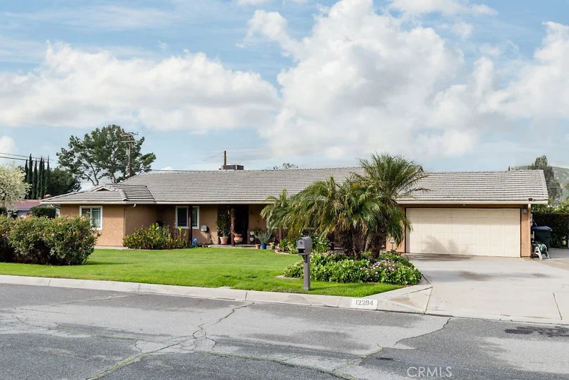 12284 Stonewood, Grand Terrace, CA 92313