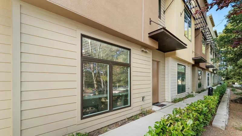 1182 Almanor, Palo Alto, CA 94303