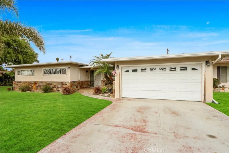 7705 Fostoria, Downey, CA 90241