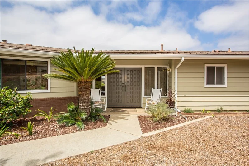 1250 Sunset Grove, Fallbrook, CA 92028