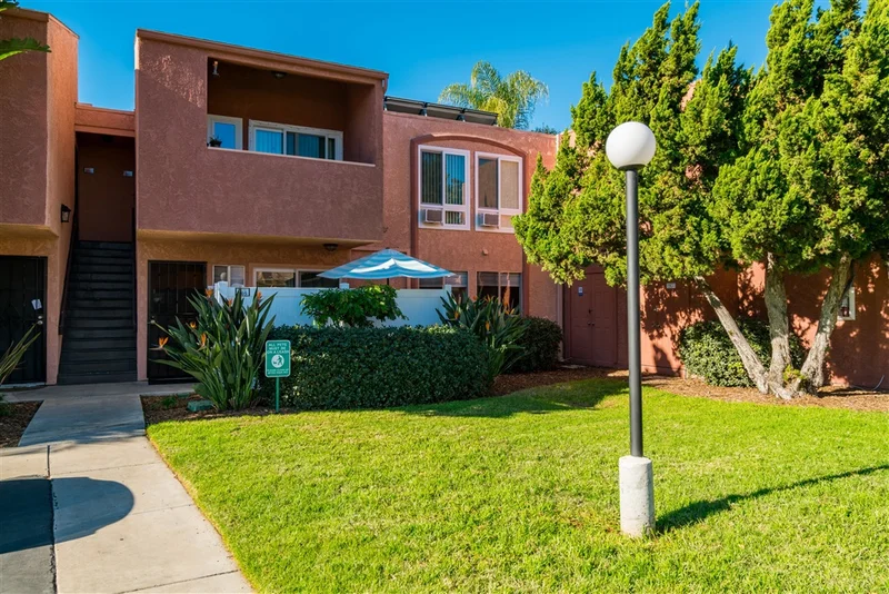 7740 Margerum Ave #105, San Diego, CA 92120
