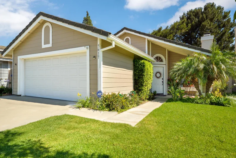 5617 Calle Sencillo, Camarillo, CA 93012