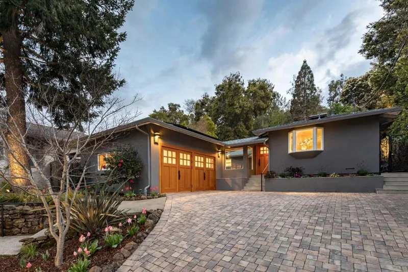 119 Hillside, Menlo Park, CA 94025