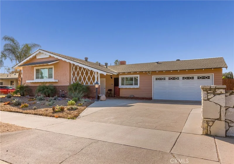 225 Sunkist, Anaheim, CA 92806