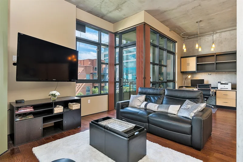 1050 Island #504, San Diego, CA 92101