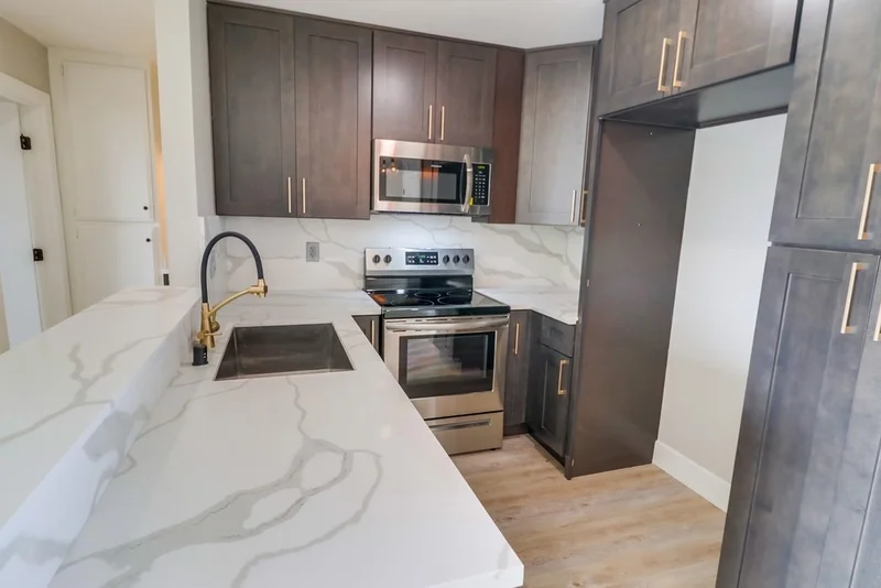 4651 Pico St #206, San Diego, CA 92109