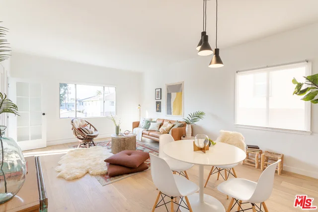 1224 Hoover #1/2, Los Angeles, CA 90026