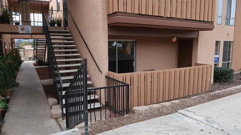 1051 Rock Springs Rd #100, Escondido, CA 92026