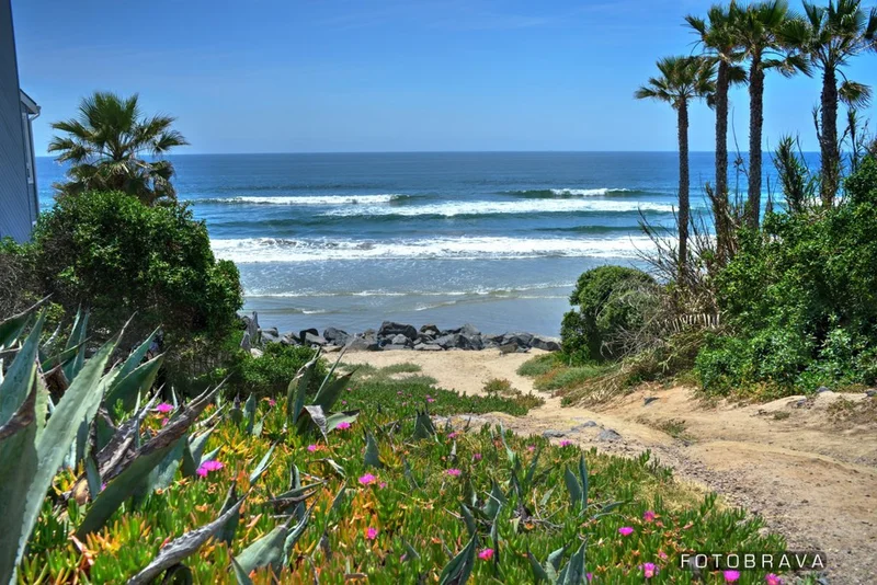 1236 Pacific #1, Oceanside, CA 92054