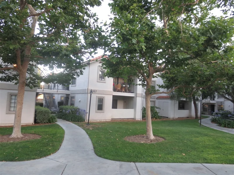 10357 Azuaga #203, San Diego, CA 92129