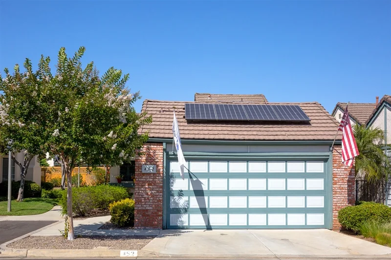 452 Nantucket Gln, Escondido, CA 92027