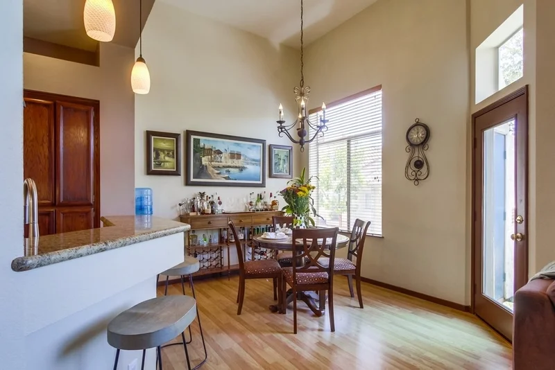 11368 Via Rancho San Diego #F, El Cajon, CA 92019