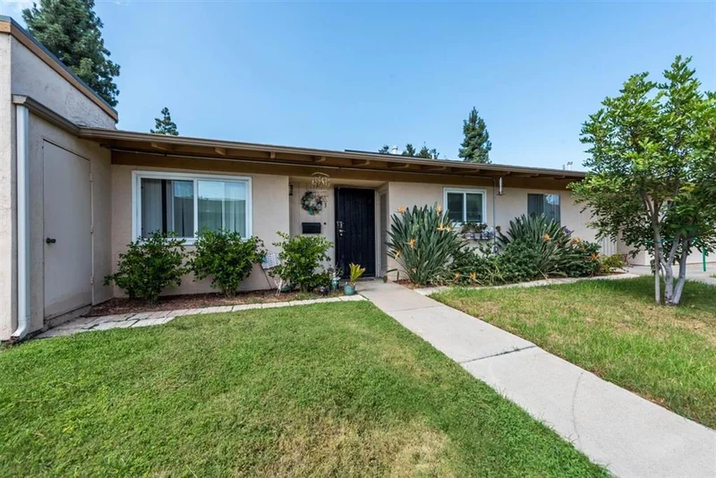 1227 Green Garden Dr #3, El Cajon, CA 92021
