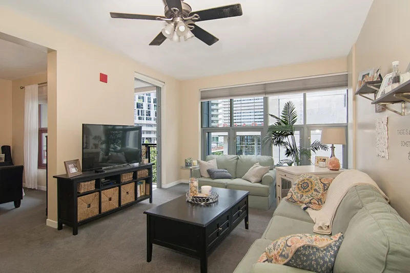 1150 J Street #608, San Diego, CA 92101