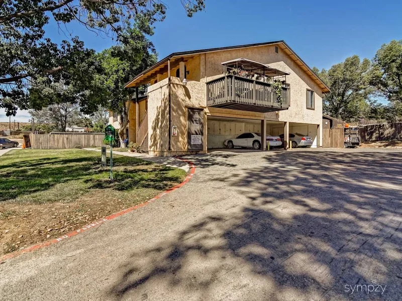 10108 Drive, Santee, CA 92071