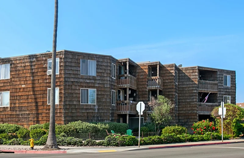 5155 W Point Loma Boulevard #13, San Diego, CA 92107