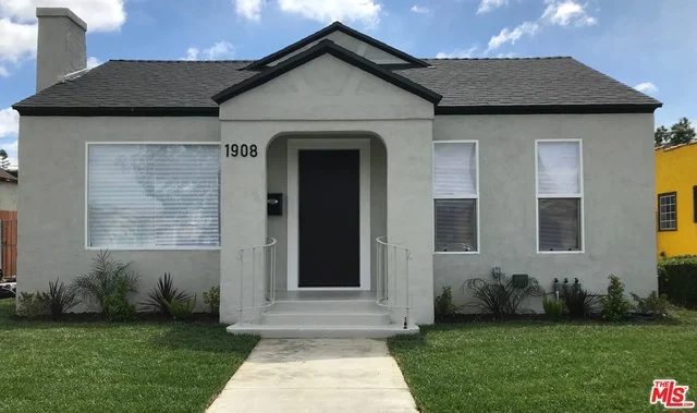 1908 75th, Los Angeles, CA 90047