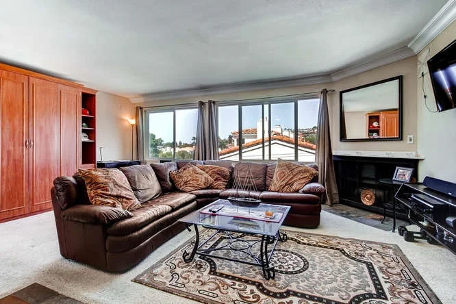 860 Turquoise #322, San Diego, CA 92109
