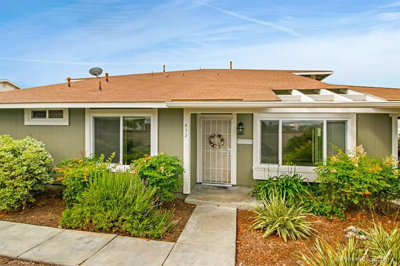 852 Dana Point Way, Oceanside, CA 92058