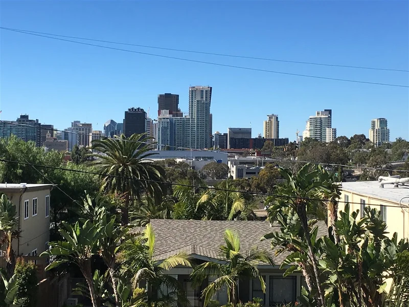 1233 22nd #10, San Diego, CA 92102