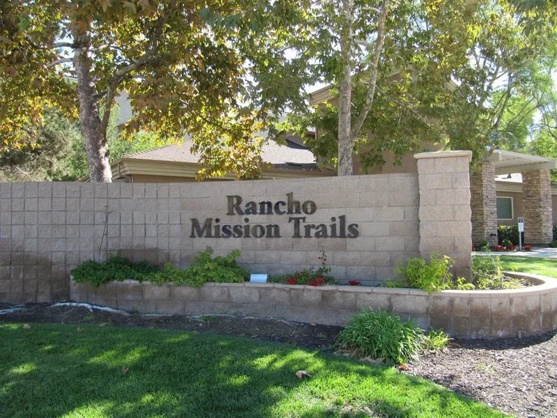 7671 Mission Gorge Rd #111, San Diego, CA 92120