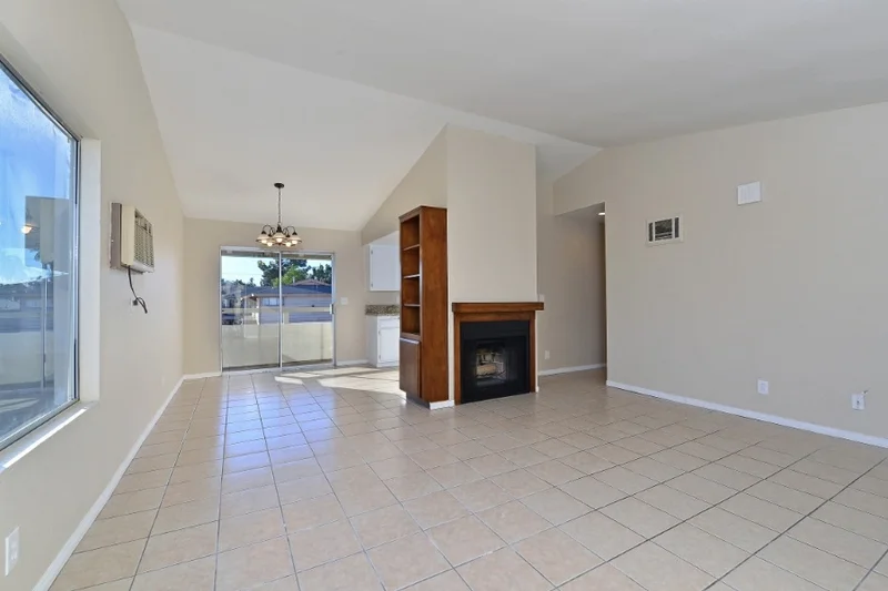 4221 49th Street #Apt 4, San Diego, CA 92115
