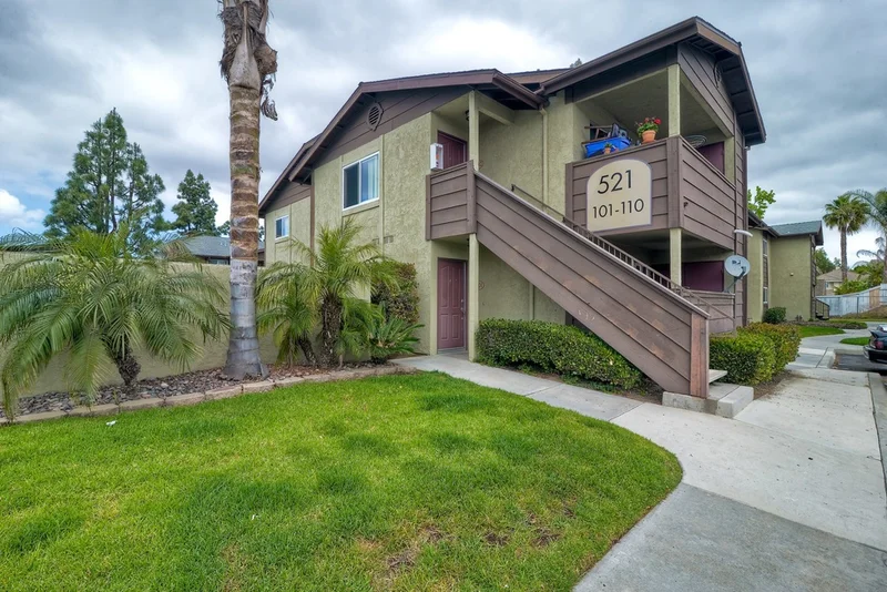 521 Calle Montecito #101, Oceanside, CA 92057