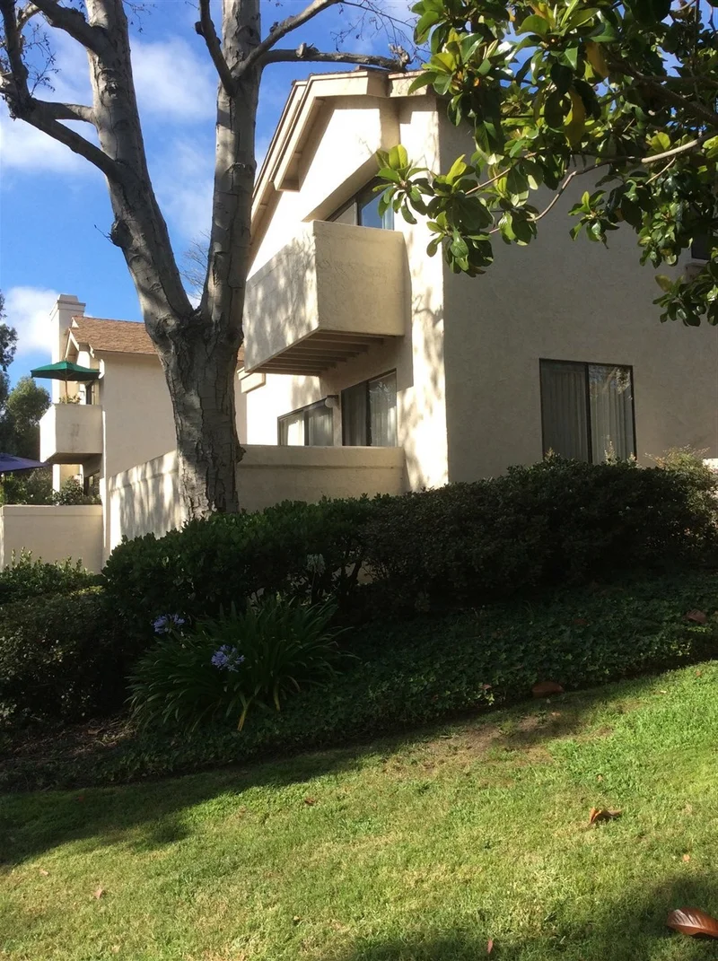 2718 Ariane Drive #30, San Diego, CA 92117