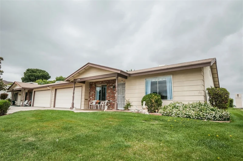 25900 Mccall Blvd, Sun City, CA 92586