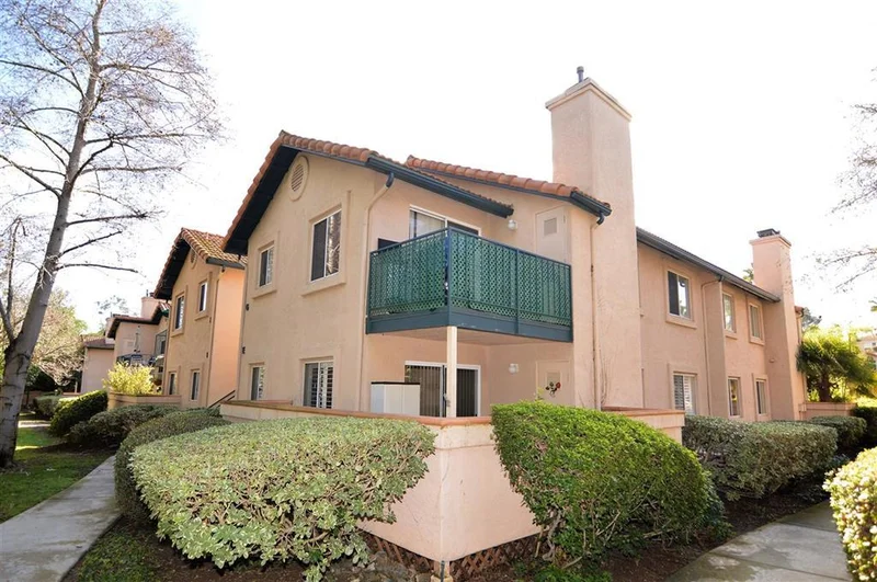 11325 Avenida De Los Lobos E, San Diego, CA 92127