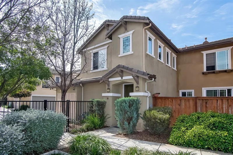 301 Borden, San Marcos, CA 92069