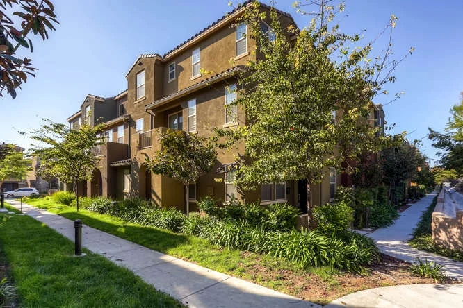 1874 Violet Ct #6, Chula Vista, CA 91913