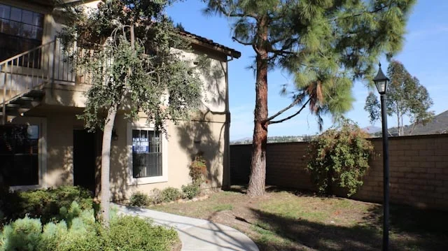 10379 Azuaga St #143, San Diego, CA 92129