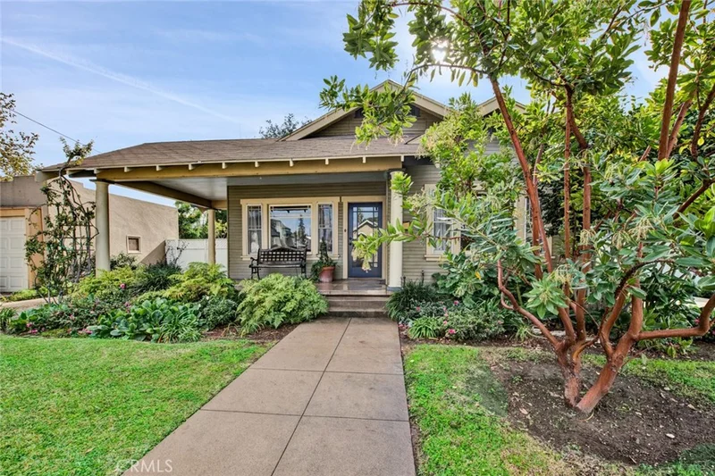 516 19th, Santa Ana, CA 92706
