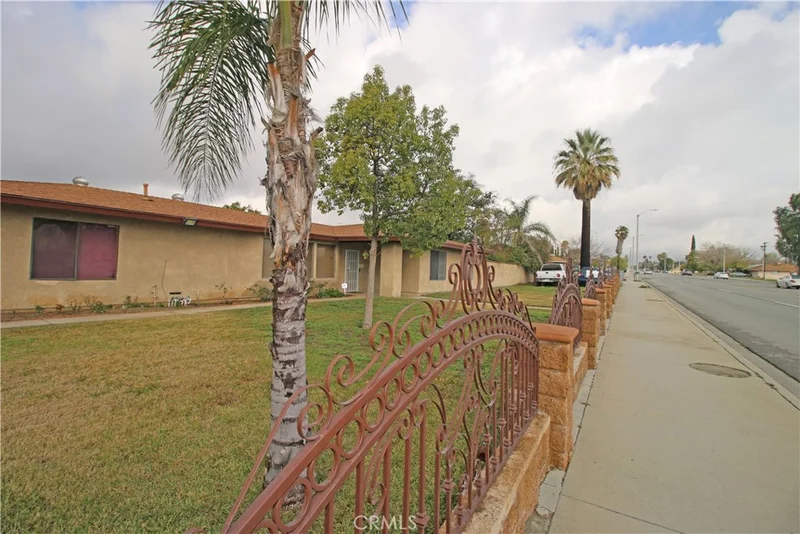 630 Riverside, Rialto, CA 92376