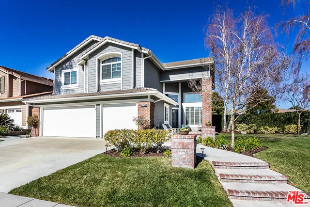 27473 Clarkson, Valencia, CA 91354