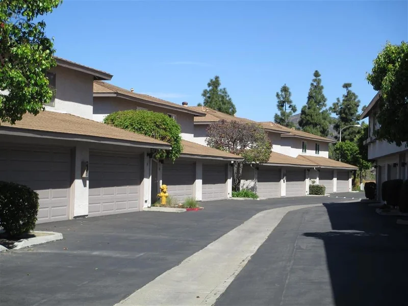 5470 Baltimore Dr. #11, La Mesa, CA 91942