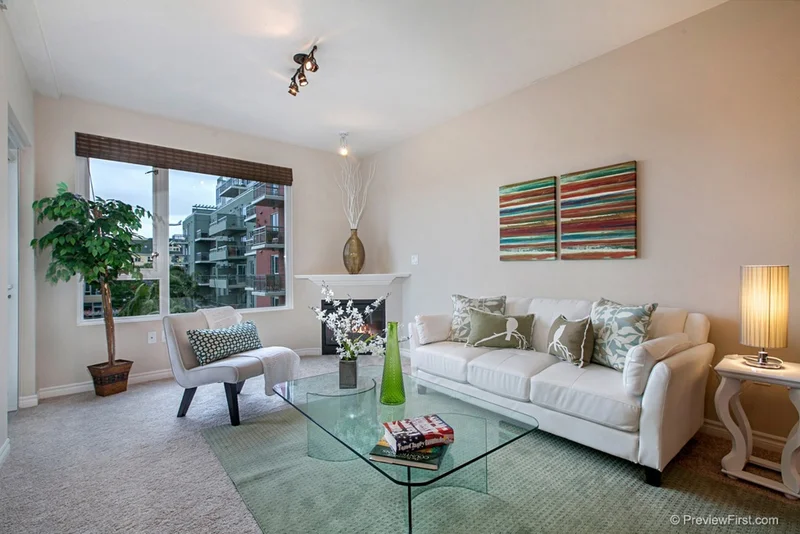 300 Beech #305, San Diego, CA 92101