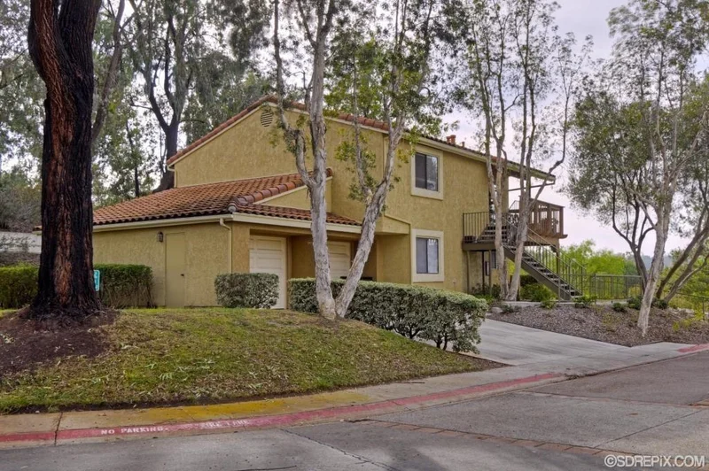 11814 Paseo Lucido #27, San Diego, CA 92128
